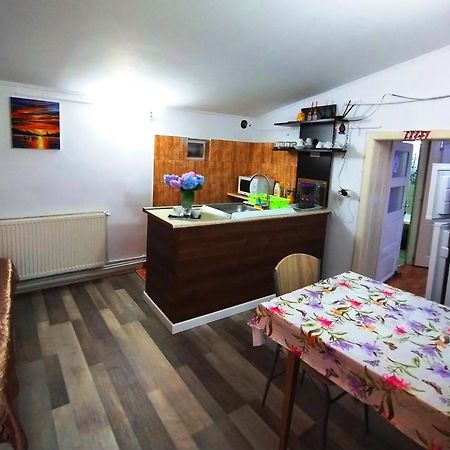 Hostel Pascalis Alesd Dış mekan fotoğraf